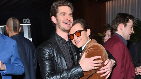 Làm cách nào Kevin Feige có thể thuyết phục Andrew Garfield tham gia vào No Way Home? andrew garfield 01 game4v 1643616723 43 e1643616762401 1024x575 1