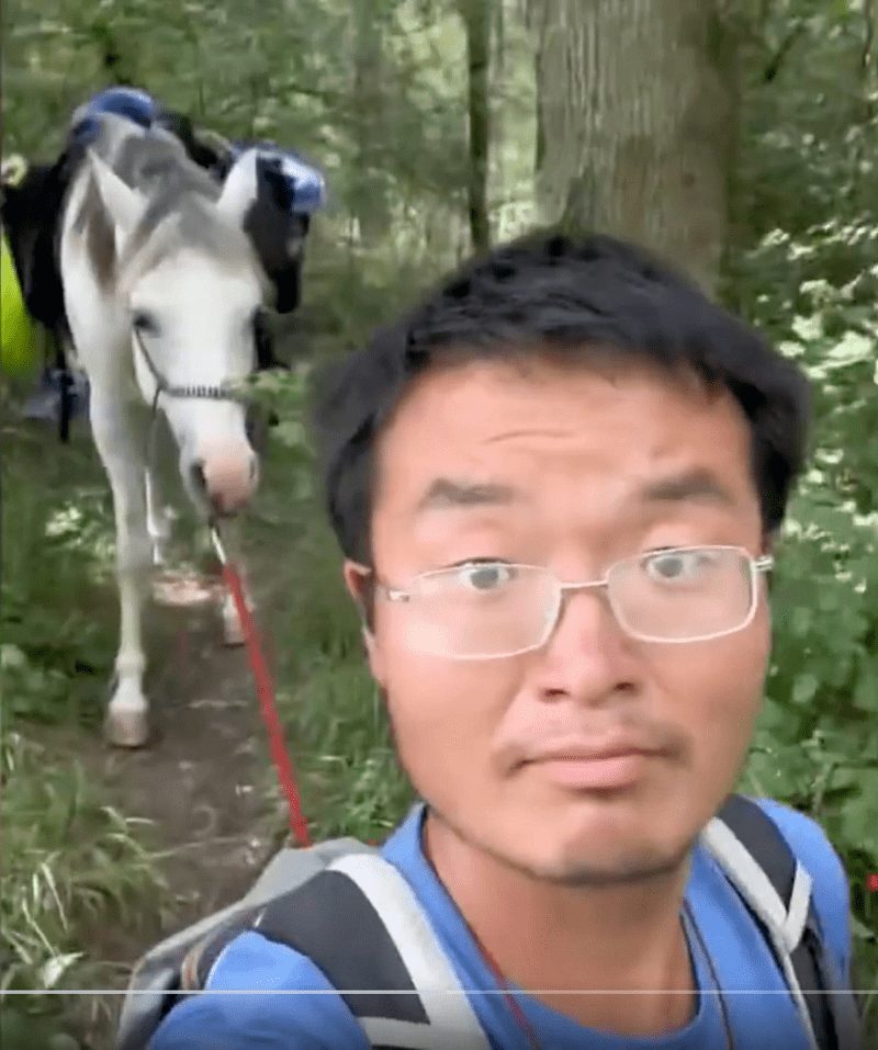 2-1663924531-66 Cưỡi ngựa 2.500 km từ châu Âu sang Trung Quốc 2 1663924531 66