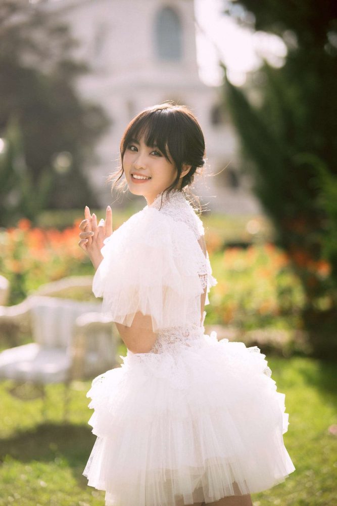 Minh Nghi – Bomman chia sẻ loạt ảnh cưới ‘tình bể bình’ khiến fan nức lòng bomman minh nghi 13 1663864910 11