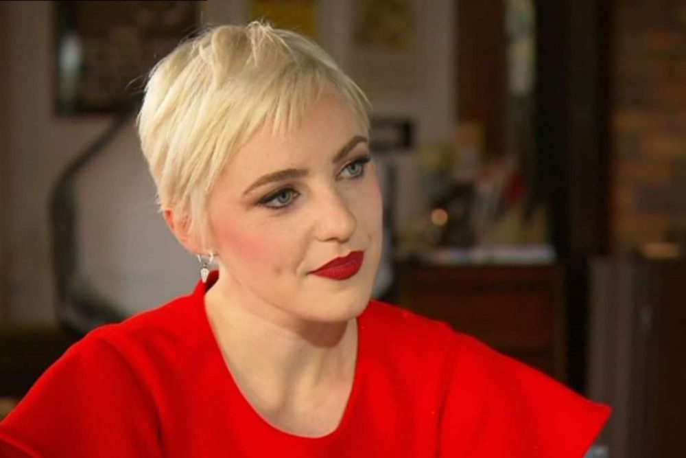 Nhà báo đang tham dự phiên tòa thì được match Tinder với phạm nhân journalist matched felon 04 1663411061 66