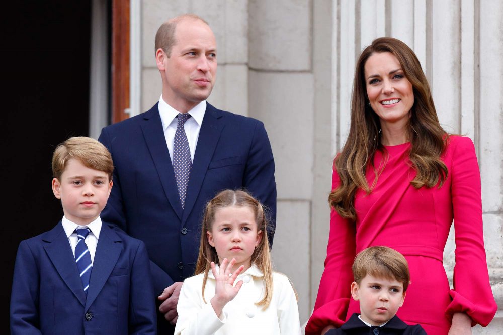 Con trai hoàng tử William của nước Anh dọa các bạn cùng lớp: ‘Biết bố tao là ai không?’ prince george 84 1664366538 4