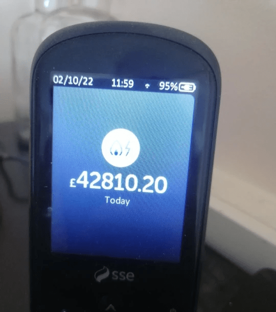 Hoảng hồn khi nhận hóa đơn điện gần 1,1 tỷ chỉ trong 1 ngày 2 1665105446 42