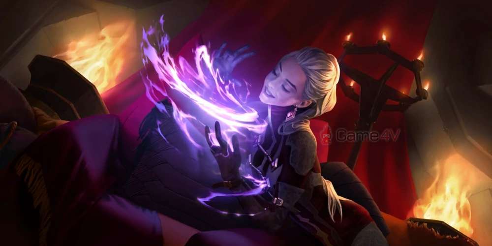 Hình ảnh Ophelia Noradi đang "chơi đùa" với một cô gái khác được thay thế bằng ngọn lửa màu tím.