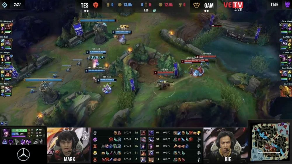 Yuumi vừa đủ kinh nghiệm để tăng lên cấp 6 trước pha giao tranh "4-0" trong rừng.