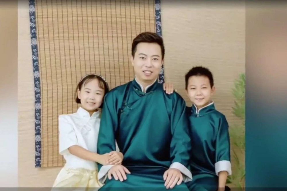 z3790494462722_af1c8ce6d4e9cf1acfac50b40af7d014-1665505811-86 Kết hôn với người yêu cũ 10 năm trước sau khi vô tình gặp trên taxi z3790494462722 af1c8ce6d4e9cf1acfac50b40af7d014 1665505811 86