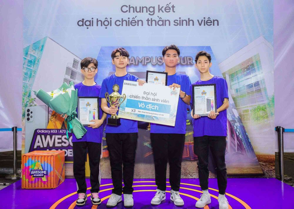 Nhà vô địch của Đại Hội Chiến Thần Sinh Viên - PRO TEAM.