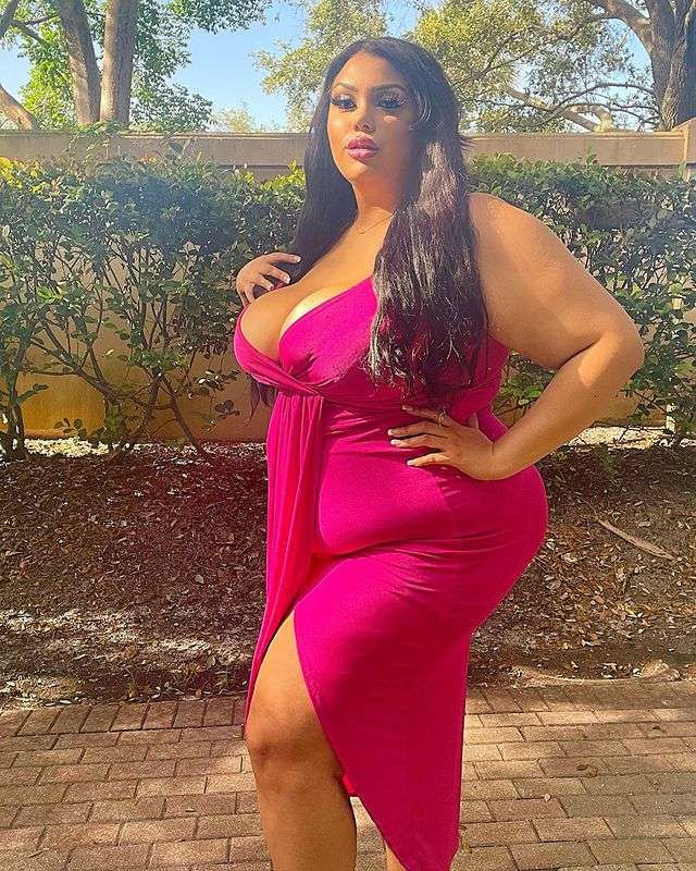 Chuyện tình giữa người mẫu 150kg và anh bạn trai gầy gò 291809339 5233988010028899 1446197173297043193 n 1666605584 56