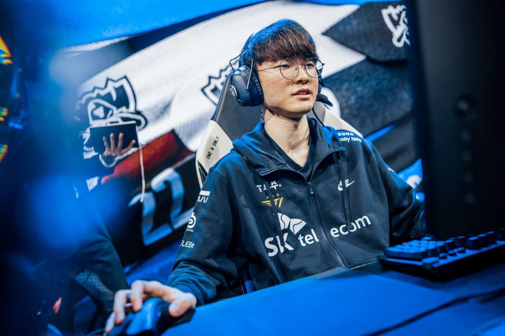 Tại MSI 2022, Faker cũng bị lăng mạ trên một số diễn đàn LMHT Trung Quốc với từ ngữ tương tự.