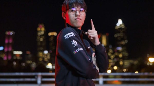 T1 Oner leo lên top 1 Thách Đấu Bắc Mỹ với 70% tỷ lệ thắng làm fan hết lời ca ngợi 52463468239 e35e86a9e2 k 1667560846 72