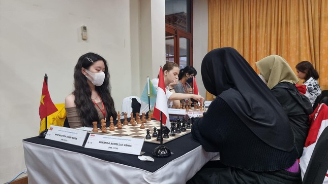 photo-4-16665298711331418225052-1666591114-62 Nữ kiện tướng 2k5 xinh đẹp vừa giành HCV tại giải cờ vua trẻ châu Á 2022 photo 4 16665298711331418225052 1666591114 62