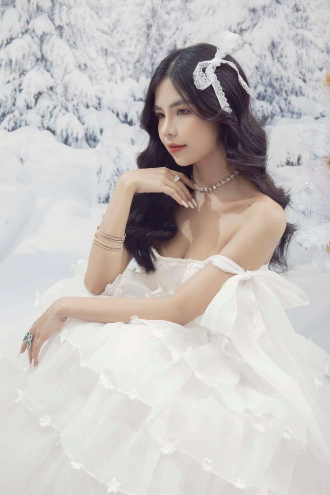 MC Mai Dora và BLV Văn Tùng ‘phát cẩu lương’ cho fan nhân dịp Giáng Sinh 321510273 1479201229271513 1033095275799058553 n 1671881048 37