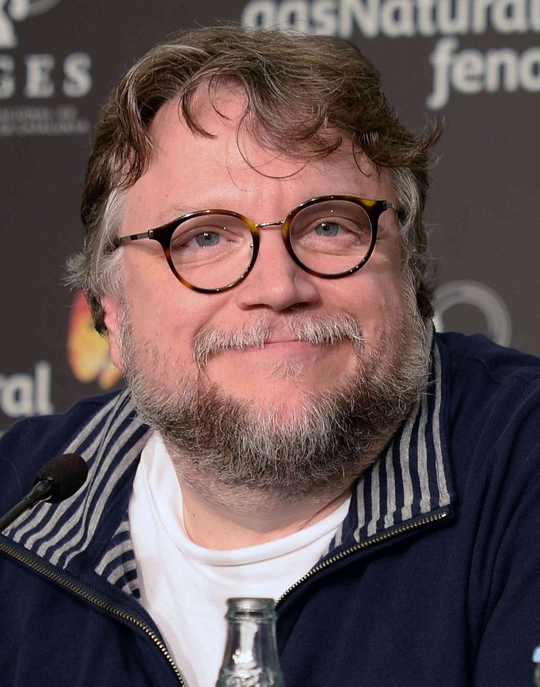 Đạo diễn Guillermo del Toro dành lời khen có cánh cho Avatar 2