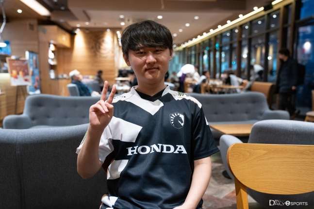 Pyosik ngậm ngùi chia sẻ: Dù vô địch thế giới nhưng vẫn không có team LCK nào muốn tuyển pyosik 1671853082 68