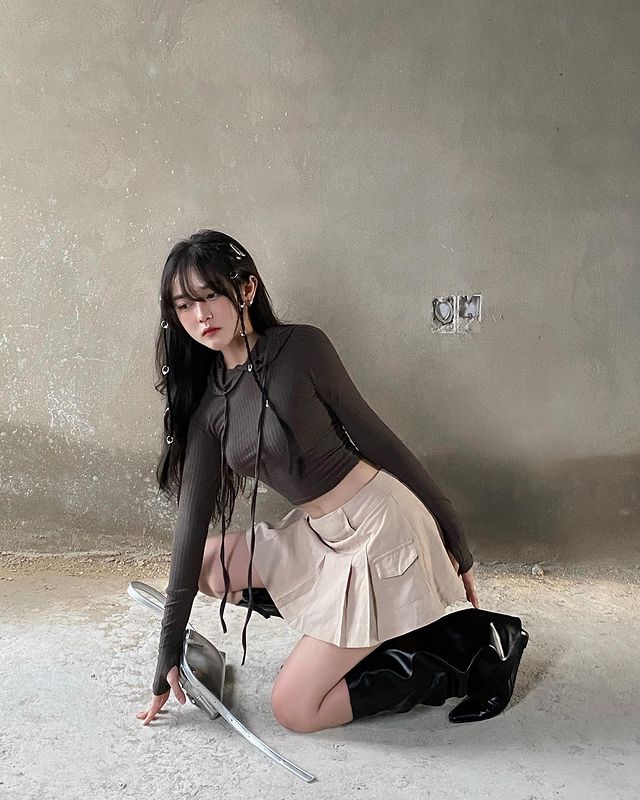 Zeros và những bóng hồng trong sự nghiệp: Ai ai cũng theo đuổi phong cách sexy uye1bb83n nhc6b0 4 1676115732 40