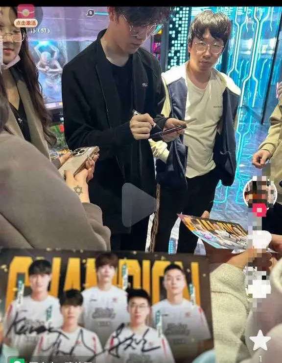 weibo-gaming-lmht-5-1679398919-28 Weibo Gaming bị fan LPL ném đá vì không lo tập luyện trước ngày thi đấu weibo gaming lmht 5 1679398919 28