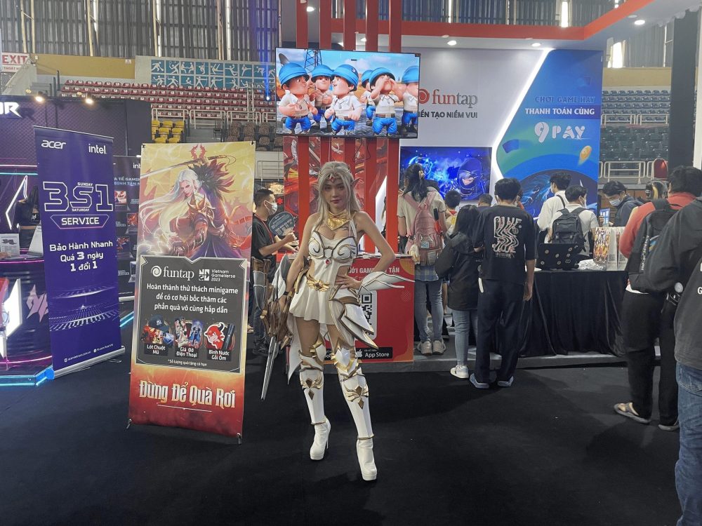 339406203_6009001952509145_7384731167945117940_n-1680344083-53 Vietnam Gameverse 2023: Ngắm dàn Cosplay và CSKH cực chất của các NPH tại sự kiện ngày đầu 339406203 6009001952509145 7384731167945117940 n 1680344083 53