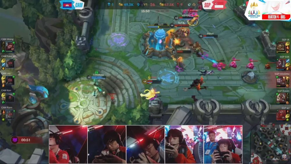 Singapore giành chiến thắng áp đảo ở ván 1.