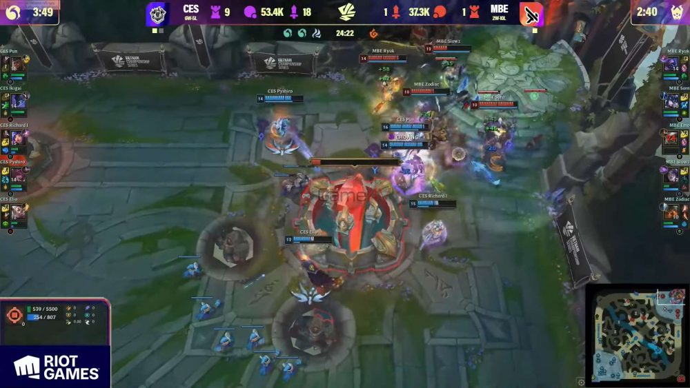 Trong trận đấu với MBE, CES đã thắng ván 1 và thua ván 2, ở ván 3 thì CES có được 3 con Rồng Nguyên Tố và phía MBE có 1 Rồng Nguyên Tố.