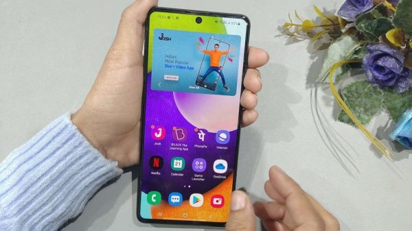 Samsung Game Launcher cho phép chơi game không cần tải về samsung game launcher choi game dam may 1 1692325301 80