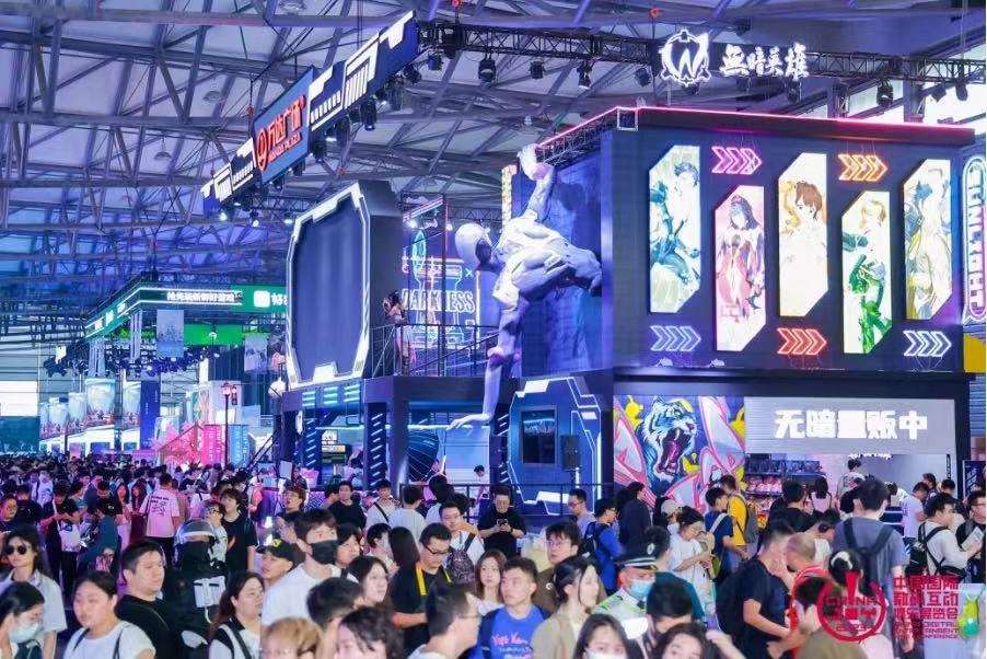 Lượng người đến CJ 2023 đông đảo.