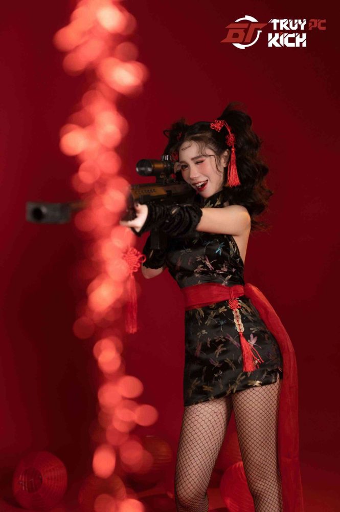e1baa2nh-7-1695981240-26 Admin xinh đẹp của Truy Kích PC bất ngờ tung bộ ảnh Trung thu ‘chơi súng’ cực ngầu e1baa2nh 7 1695981240 26