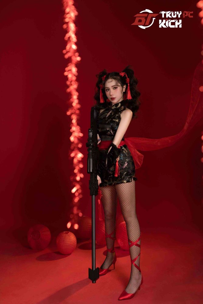 e1baa2nh-8-1695981246-62 Admin xinh đẹp của Truy Kích PC bất ngờ tung bộ ảnh Trung thu ‘chơi súng’ cực ngầu e1baa2nh 8 1695981246 62