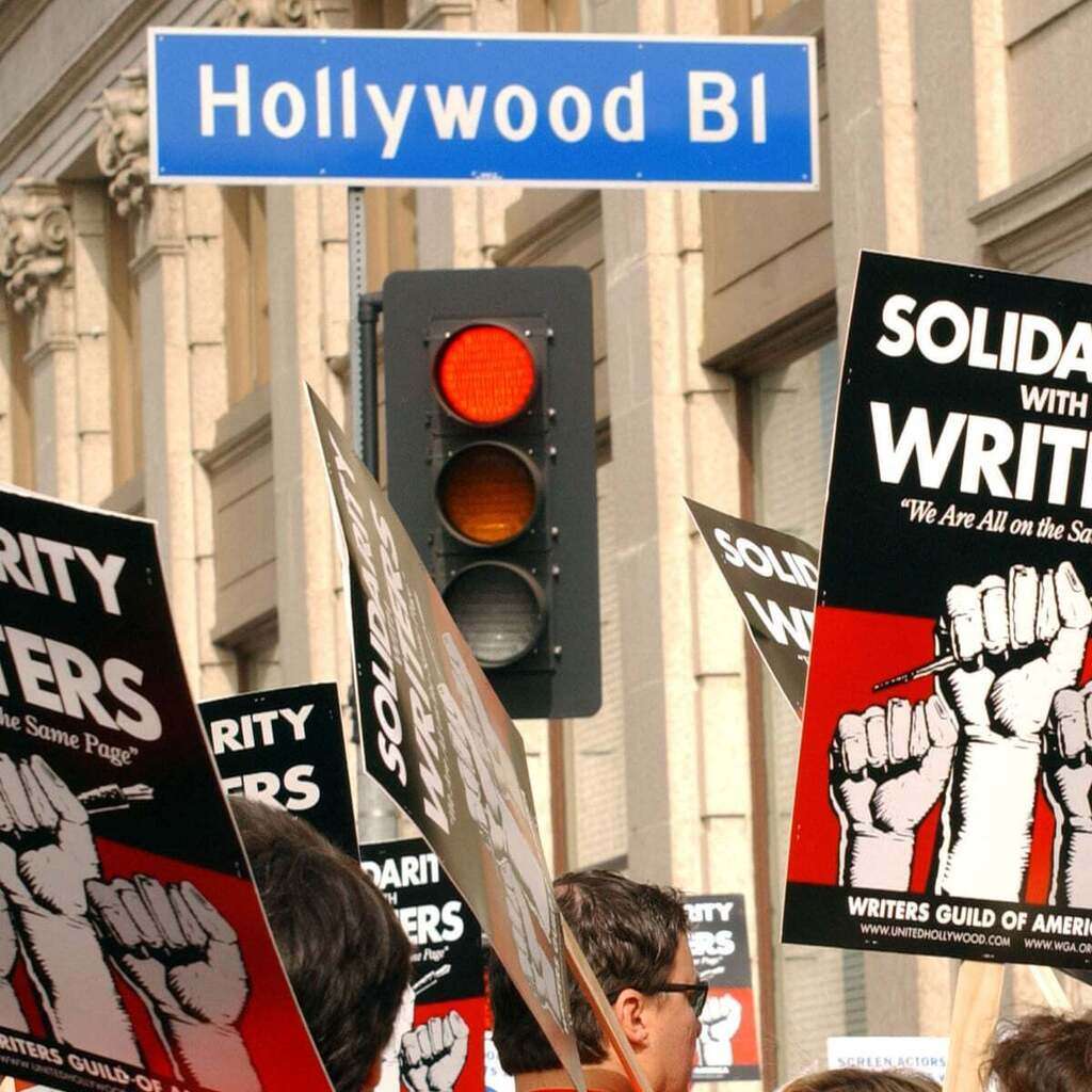 Cuộc đình công của các biên kịch Hollywood đã đi đến hồi kết, các 'bom tấn' bị đóng băng sẽ sớm quay trở lại
