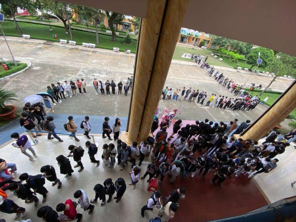 hang-ngan-game-thu-chay-het-minh-tai-offline-chung-ket-mien-nam-trung-nsoc-2023-3-1697525239-65-1024x768-1 Hàng ngàn game thủ cháy hết mình tại offline chung kết miền Nam – Trung NSOC 2023 hang ngan game thu chay het minh tai offline chung ket mien nam trung nsoc 2023 3 1697525239 65 1024x768 1