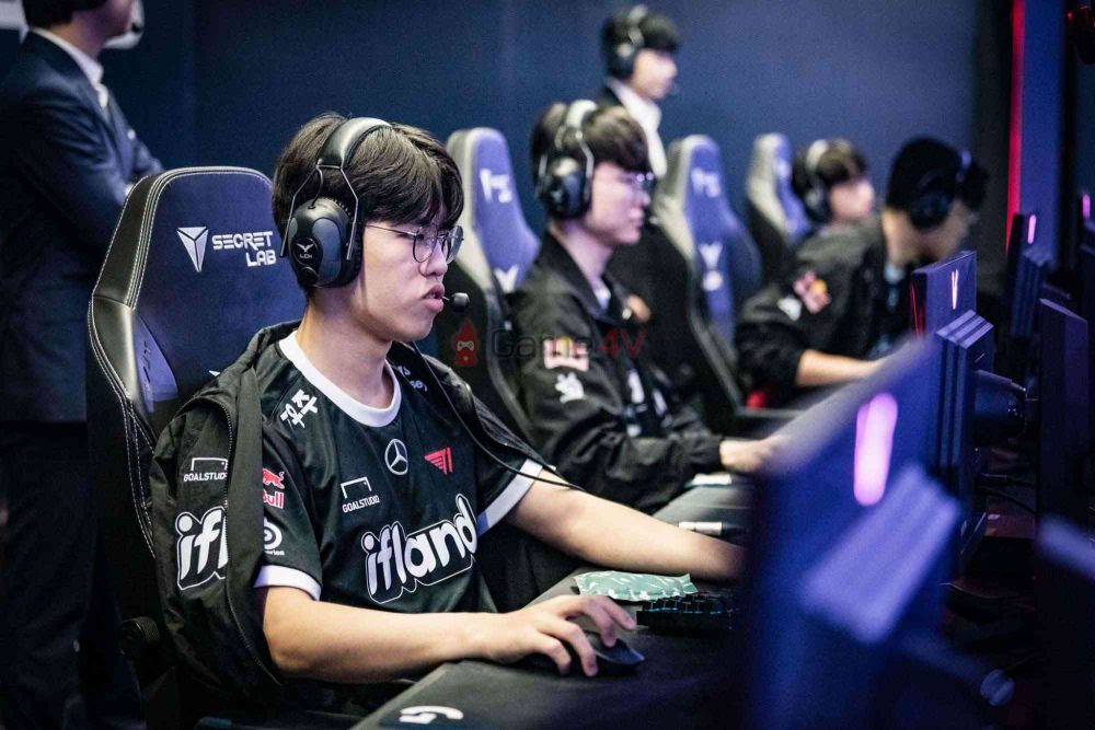 Không chỉ Gumayusi, Oner cũng bị fan gửi xe tải để chỉ trích trong mùa hè vừa qua.