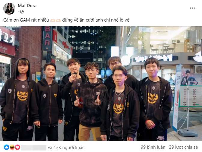 Video chúc mừng đám cưới của GAM do MC Mai Dora chia sẻ đã thu về cả chục nghìn lượt tương tác chỉ sau một thời gian ngắn đăng tải.