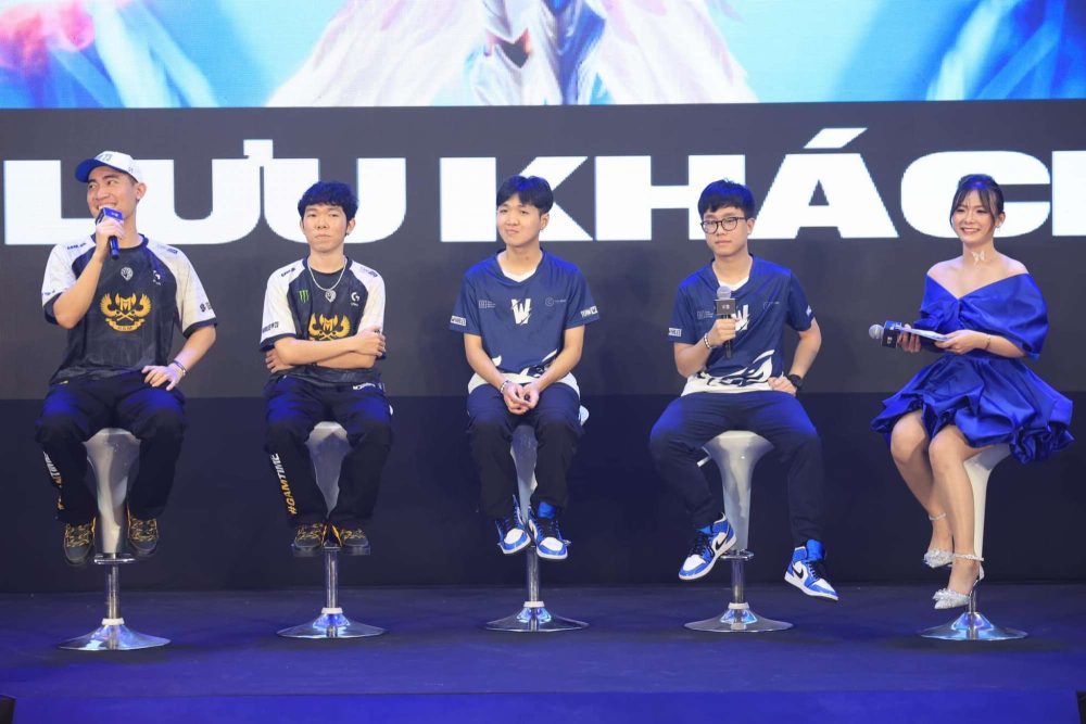Cùng với đó là rất nhiều khách mời từ tuyển thủ chuyên nghiệp, KOL, streamer, cho đến các MC của VCS.