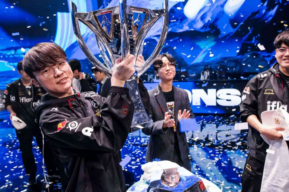 Faker được coi là lý do khiến không ít tuyển thủ LMHT theo đuổi đam mê thi đấu Esports.