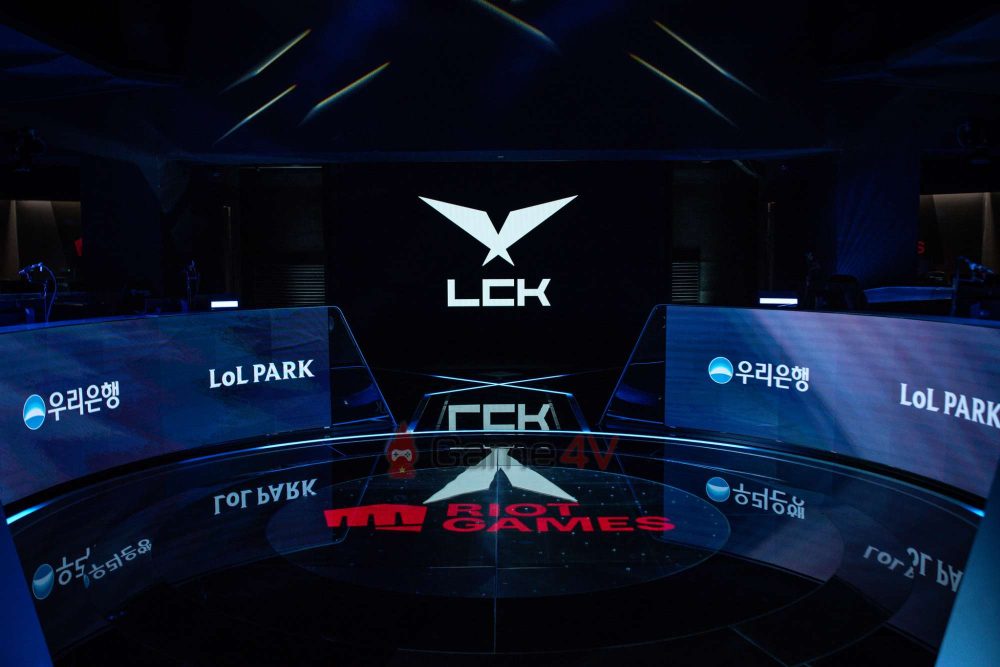 Ban tổ chức LCK cũng như Riot Games đã lên tiếng giải đáp vấn đề được đặt ra vào ngày hôm trước.