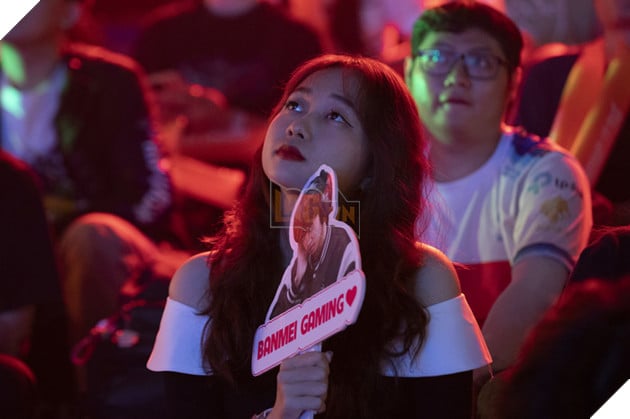 AIC 2024: Hang Ngan Nguoi Ham Mo Bung No Truoc Man Huy Diet Cua BanMei Gaming 4 AIC 2024: Hàng Ngàn Người Hâm Mộ Bùng Nổ Trước Màn Hủy Diệt Của BanMei Gaming 4