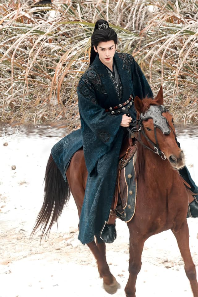 Hầu gia đẹp nhất màn ảnh Hoa ngữ hiện tại: Đóng phim mới nhan sắc phong thần, không ngôn từ nào có thể diễn tả- Ảnh 10. Hầu gia đẹp nhất màn ảnh Hoa ngữ hiện tại: Đóng phim mới nhan sắc phong thần, không ngôn từ nào có thể diễn tả- Ảnh 10.