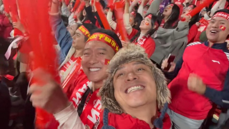 Xuân Son khiến sao Việt