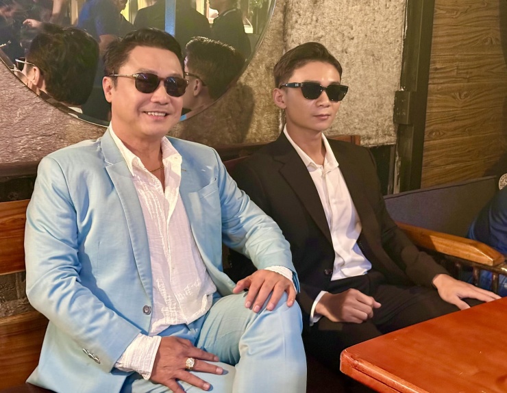 1735520911-ocke1bs7ze1-tgkgwqaulr2-1w18sck6963-89791-width2048height1592 Một số hình ảnh hậu trường đẹp mắt của Lý Hùng trong dự án mới.