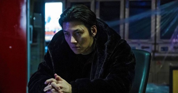 Phim Hàn 18+ chiếm top 1 toàn cầu: Hấp dẫn đến từng khung hình, nam chính tài sắc đỉnh cao không một điểm trừ 1a 17322494769011978128646 1732250947759 1732250947996179585246 17326029426901443810953 1732606791362 1732606791489387481090 79 0 615 1024 crop 1732606879586201640844jpg