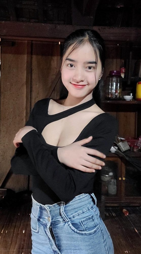 Hot girl sơn cước thay đổi diện mạo thành