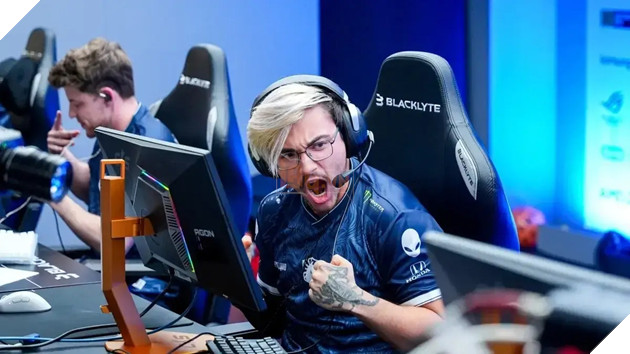 AGON By AOC “Soan Ngoi” Cua Zowie De Tro Thanh Hang Man Hinh Chinh Thuc Co Mat Trong Khuon Kho Giai Dau Danh Gia Bac Nhat Cua Bo Mon Esports Counter-Strike 2 (CS2). 4 AGON By AOC “Soán Ngôi” Của Zowie Để Trở Thành Hãng Màn Hình Chính Thức Có Mặt Trong Khuôn Khổ Giải Đấu Danh Giá Bậc Nhất Của Bộ Môn Esports Counter-Strike 2 CS2 . 4