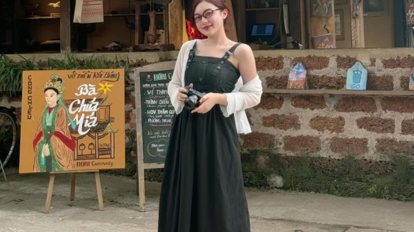 MC Phương Thảo xinh đẹp, đáng yêu nhận được "cơn mưa" lời khen từ cộng đồng game thủ 37 MC Phương Thảo xinh đẹp, đáng yêu nhận được "cơn mưa" lời khen từ cộng đồng game thủ 2rjpg