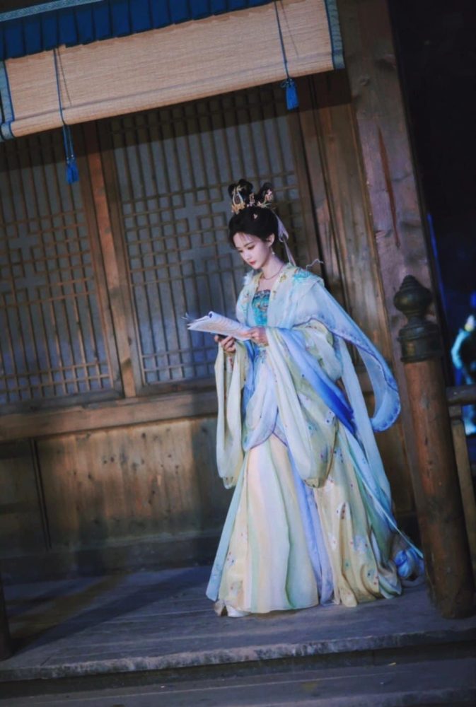 Mỹ nhân Hoa ngữ đẹp như tiên tử bước ra từ thế giới thần thoại, nhan sắc lẫn tạo hình ở phim mới đều hoàn hảo- Ảnh 4.