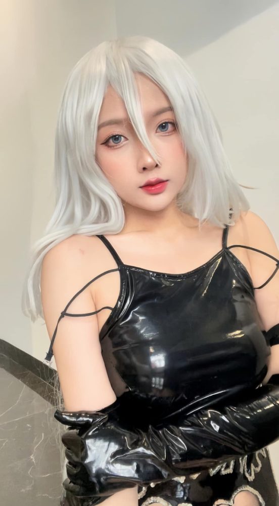 Thoát vai cosplayer gợi cảm, cô gái xinh đẹp bừng sáng với diện mạo Thoát vai cosplayer gợi cảm, cô gái xinh đẹp bừng sáng với diện mạo