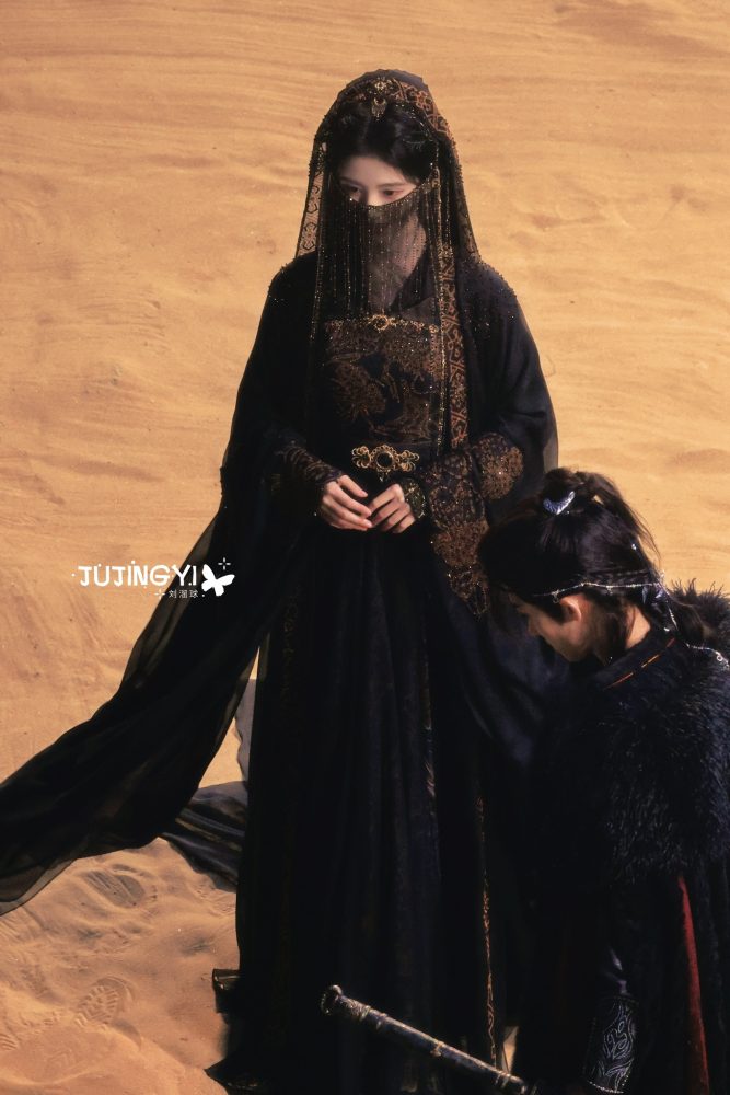 "Nữ thần sa mạc" đẹp huyền bí nhất màn ảnh Hoa ngữ hiện tại, nhan sắc phong thần ở phim mới 4 17332187455501182956498 1733244751746 17332447518511222627411