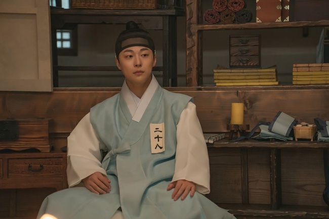 Hoàng tử đẹp nhất màn ảnh Hàn hiện tại: Yêu