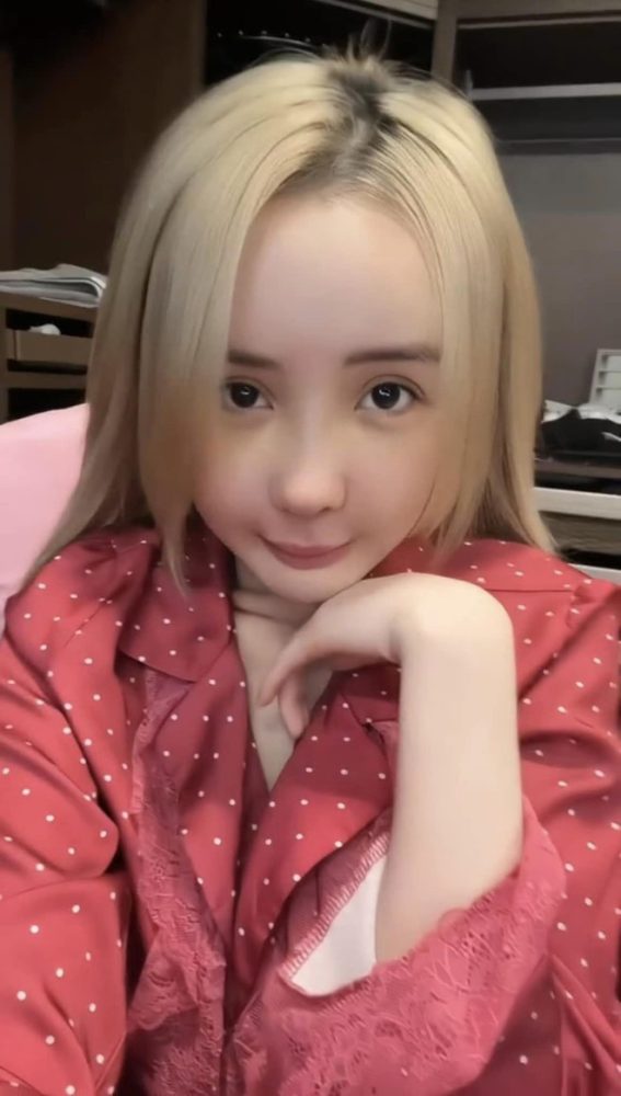 Diện mạo lạ của Ngân 98 sau trùng tu nhan sắc, fan nam Diện mạo lạ của Ngân 98 sau trùng tu nhan sắc, fan nam