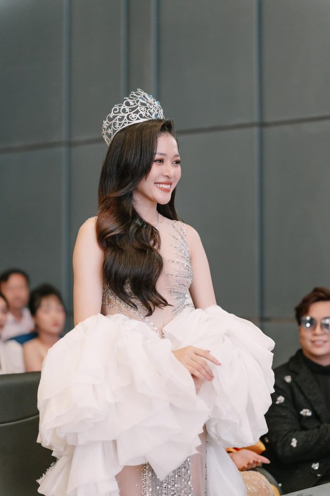 Nguyễn Ngọc Kiều Duy - Tân Hoa hậu Quốc gia Việt Nam là ai?- Ảnh 2. Nguyễn Ngọc Kiều Duy - Tân Hoa hậu Quốc gia Việt Nam là ai?- Ảnh 2.