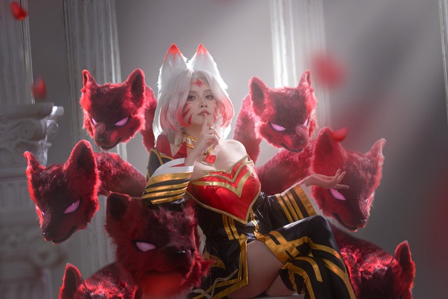 Dàn gái xinh khiến Ahri hot trở lại, màn cosplay gây Dàn gái xinh khiến Ahri hot trở lại, màn cosplay gây