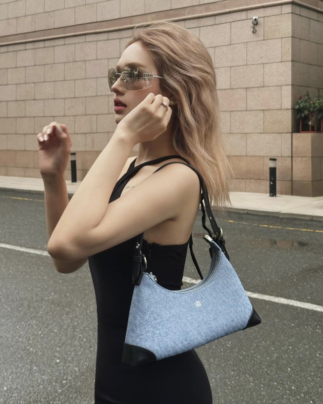 Bị so sánh với gái xinh Bị so sánh với gái xinh