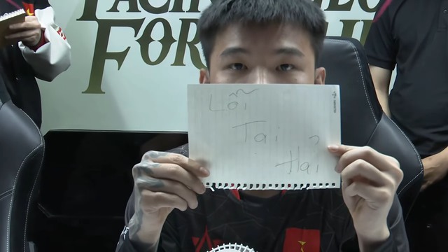 Không còn chung màu áo, Quang Hải bị đồng đội cũ Không còn chung màu áo, Quang Hải bị đồng đội cũ